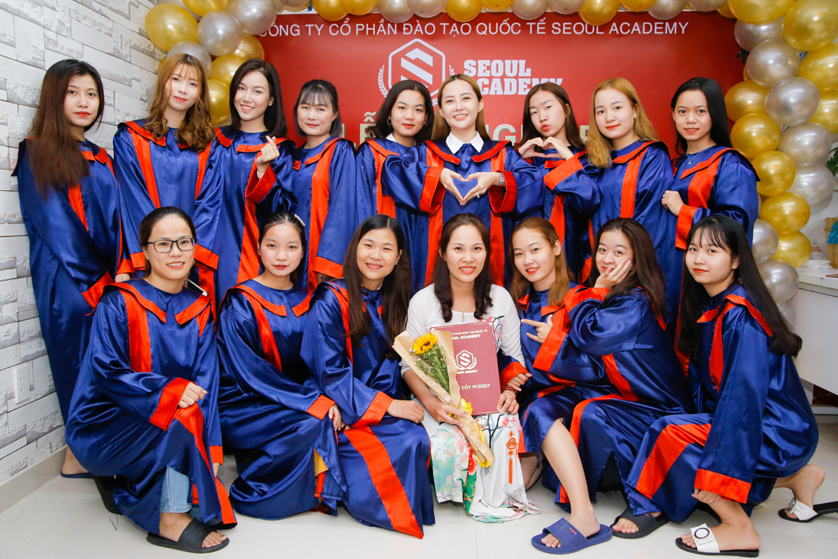 Lễ tốt nghiệp khoá học phun thêu thẩm mỹ tại Seoul Academy