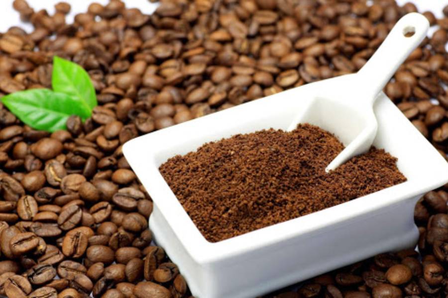 Muối kết hợp với một số nguyên liệu như cafe sẽ giúp da được làm sạch tuyệt đối